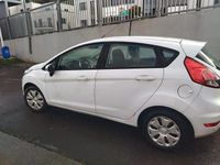 Gebraucht Ford Fiesta Celebration 75 PS (55 kW) 2017 Weiß Limousine