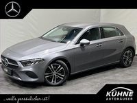 Gebraucht Mercedes A200 Advanced 163 PS (119 kW) 2024 Grau Limousine