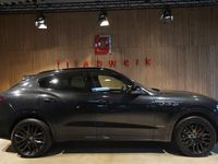 Gebraucht Maserati Levante 430 PS (316 kW) 2021 Schwarz SUV