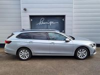 Gebraucht Skoda Superb Selection 150 PS (110 kW) 2025 Silber Kombi
