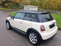 Usata Mini Cooper 120 CV (88 kW) 2009 Beige Utilitaria