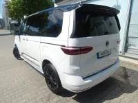Gebraucht VW Multivan 150 PS (110 kW) 2025 Weiß Van / Kleinbus