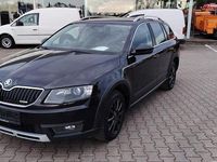Gebraucht Skoda Octavia Scout 4x4 184 PS (135 kW) 2014 Schwarz Kleinwagen