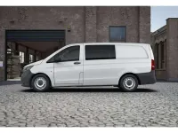 Gebraucht Mercedes Vito 163 PS (119 kW) 2024 Arktikweiß Van