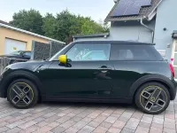 Gebraucht Mini Cooper SE Resolute Edition 135 kW (184 PS) 2023 Grün Kleinwagen