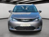 Używany Chrysler Pacifica 291 KM (214 kW) 2018 Beżowy SUV