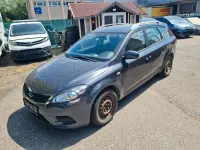 Usado Kia Ceed 90 CV (66 kW) 2012 Gris Utilitario
