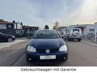 Gebraucht VW Golf IV Trendline 105 PS (77 kW) 2004 Shadowblue metallic Limousine