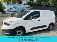 Używany Opel Combo Selection 102 KM (75 kW) 2020 Biały Minivan