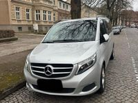 Gebraucht Mercedes V220 163 PS (119 kW) 2014 Silber Van / Kleinbus