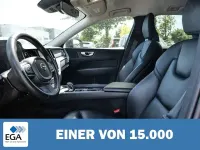 Gebraucht Volvo XC60 Core 197 PS (144 kW) 2023 Grau metallic SUV