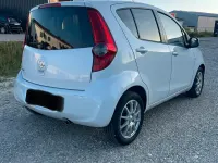 Gebraucht Opel Agila 86 PS (63 kW) 2009 Weiß Kleinwagen
