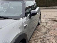 Gebraucht Mini Cooper 136 PS (100 kW) 2019 Grau Kleinwagen