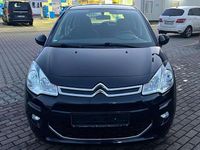 Used Citroën C3 SELECTION 99 HP (72 kW) 2016 Blue Hatchback