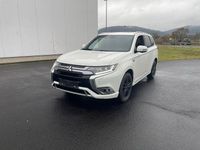 Gebraucht Mitsubishi Outlander P-HEV Top 224 PS (164 kW) 2019 Weiß SUV