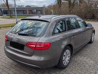 Gebraucht Audi A4 Ambiente 136 PS (100 kW) 2014 Grau Kombi