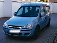 Gebraucht Opel Combo 90 PS (66 kW) 2009 Silber Van / Kleinbus