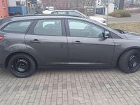 Gebraucht Ford Focus Business Edition 125 PS (91 kW) 2016 Grau Kombi