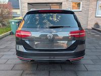 Gebraucht VW Passat Highline 190 PS (139 kW) 2018 Grau Kombi