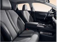 Neu MG MG4 EV 139 kW (190 PS) 2026 Rot (dynamic red) Kleinwagen