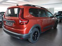 Second-hand Dacia Jogger 101 CP (74 kW) 2022 Maro Monovolum