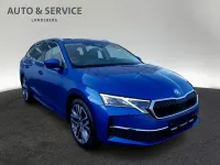 Neu Skoda Octavia 150 PS (110 kW) 2026 Raceblau metallic Kombi