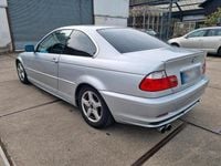 Gebraucht BMW 320 150 PS (110 kW) 2000 Silber Coupé