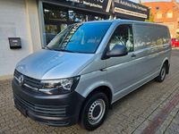 Gebraucht VW Transporter 150 PS (110 kW) 2018 Silber Van