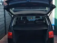 Gebraucht VW Touran 105 PS (77 kW) 2011 Schwarz Van / Kleinbus