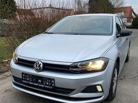 Gebraucht VW Polo 80 PS (58 kW) 2019 Silber Kleinwagen