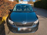 Gebraucht Skoda Fabia Active 60 PS (44 kW) 2017 Grau Kleinwagen