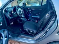 Gebraucht Smart ForTwo Electric Drive 60 kW (82 PS) 2019 Silber Coupé