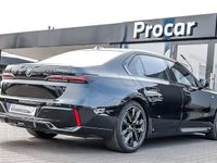 Gebraucht BMW 740 Executive 299 PS (219 kW) 2025 Schwarz Limousine