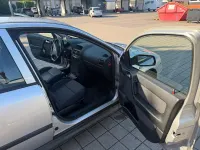 Gebraucht Opel Astra 85 PS (62 kW) 2002 Silber Kleinwagen