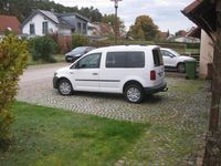 Gebraucht VW Caddy 122 PS (89 kW) 2016 Weiß Van / Kleinbus