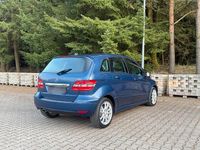Gebraucht Mercedes B180 109 PS (80 kW) 2008 Blau Van / Kleinbus