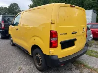 Gebraucht Peugeot Expert 122 PS (89 kW) 2018 Gelb Van