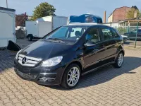 Gebraucht Mercedes B200 Sport 136 PS (100 kW) 2010 Schwarz Van / Kleinbus