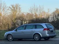 Gebraucht Opel Vectra Elegance 155 PS (114 kW) 2004 Silber Limousine