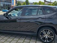 Gebraucht BMW X1 163 PS (119 kW) 2012 Schwarz SUV