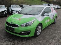 Usado Kia Ceed 90 HP (66 kW) 2017 Branco Citadino