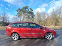 Brugt Ford Focus 309 HK (227 kW) 2006 Rød Stationcar