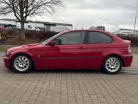 Gebraucht BMW 325 192 PS (141 kW) 2002 Rot Limousine