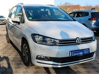 Gebraucht VW Touran Sound 150 PS (110 kW) 2017 Weiß Van / Kleinbus