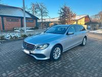 Gebraucht Mercedes E220 194 PS (142 kW) 2018 Silber Kombi