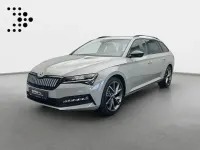 Gebraucht Skoda Superb 218 PS (160 kW) 2023 Stahlgrau Kombi