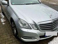 Gebraucht Mercedes 220 170 PS (125 kW) 2011 Silber Limousine