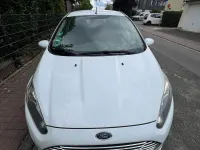 Gebraucht Ford Fiesta 65 PS (47 kW) 2013 Weiß Kleinwagen
