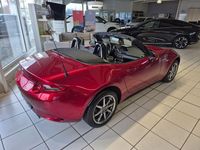 Neu Mazda MX5 132 PS (97 kW) 2025 Rot Cabrio