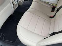 Gebraucht Mercedes E220 Avantgarde 194 PS (142 kW) 2016 Schwarz Limousine